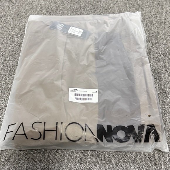 Zuri Mid Rise Colorblock Wide Leg Pant 32″ - Olive/combo size 3X - Picture 5 of 5